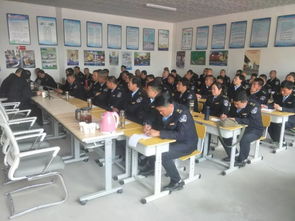 固安县交警大队组织召开校车驾驶员交通安全培训会